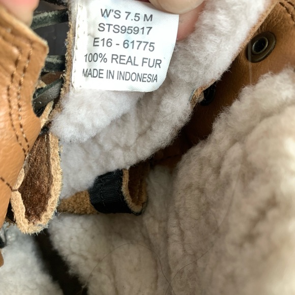 (LIKE NEW) Sperry Thinsulate Fur Lined Women’s Winter Boots - Picture 5 of 7